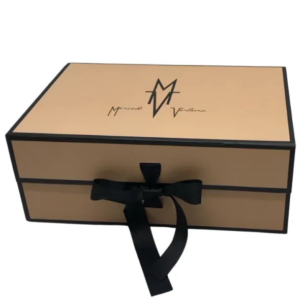 branded apparel box packaging